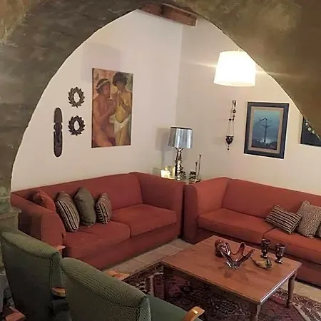 Thermopilon Bed and Breakfast 4*