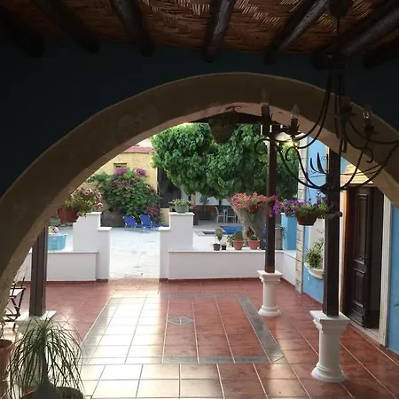 Thermopilon Bed and Breakfast Λάρνακα