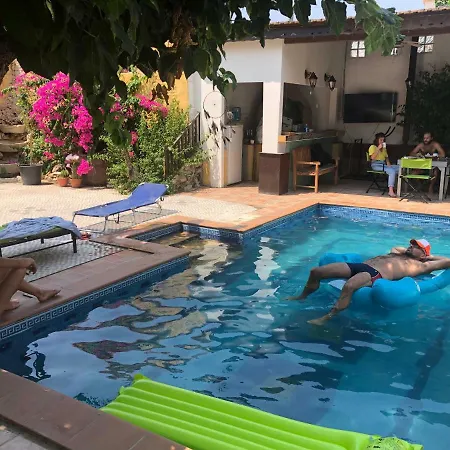 Thermopilon Bed and Breakfast 4*
