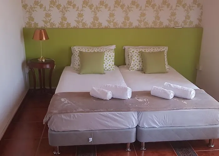 Bed and breakfast Thermopilon 4*